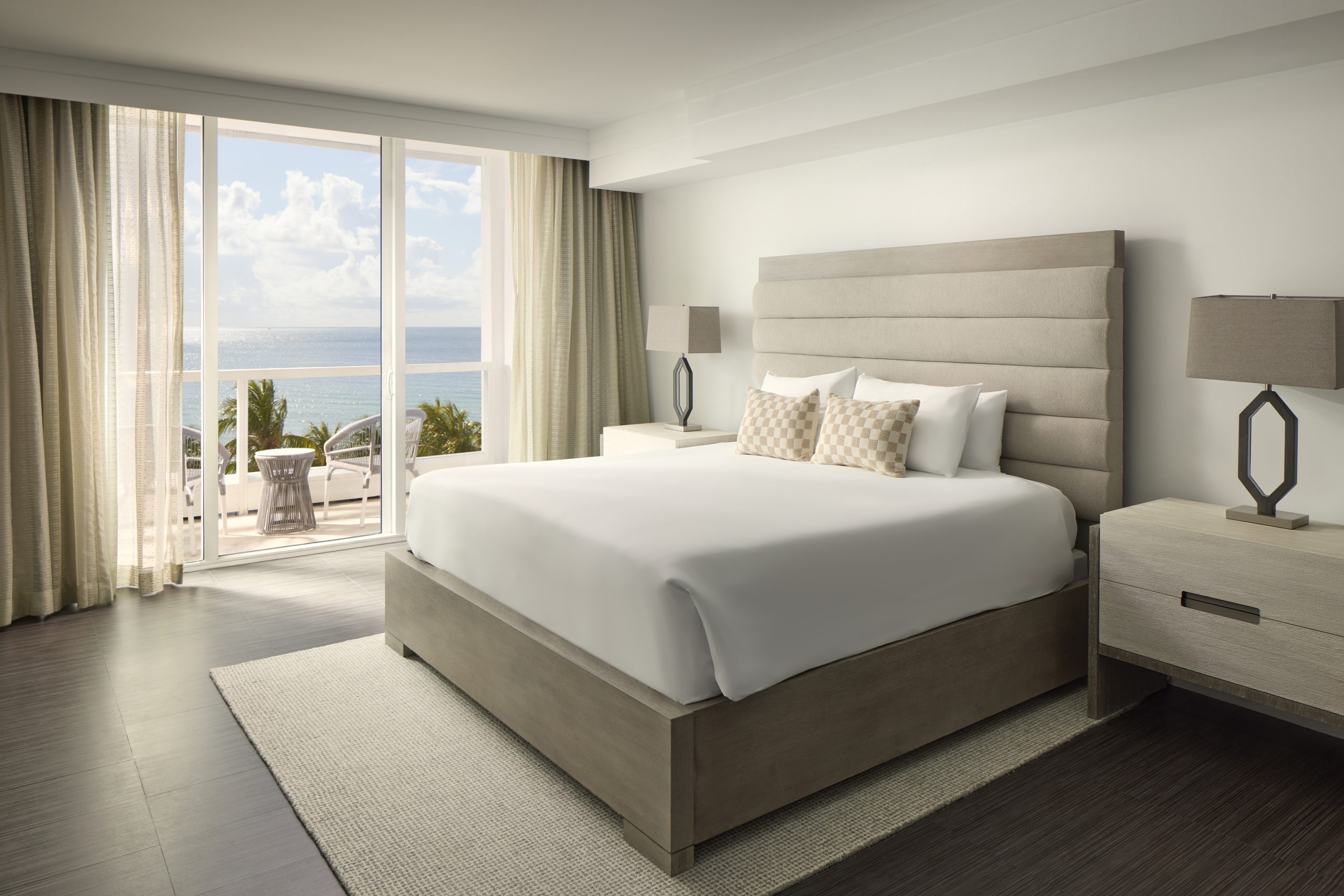 Sorrento penthouse room_Moris Moreno_2024