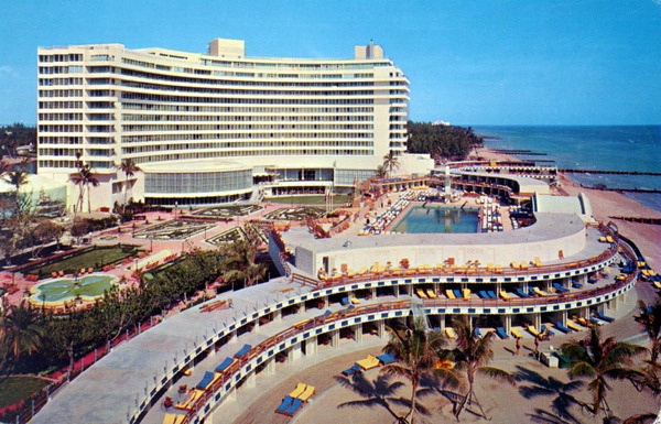 Fontainebleau_70th Anniversary Special Offer_Cheers to a Bleau 70